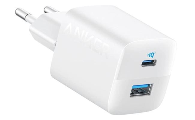 Anker USB C Charger Adapter, 33W 2 Port Compact Charger with Foldable Plug for iPhone 17/16 Series, Galaxy, and More - White